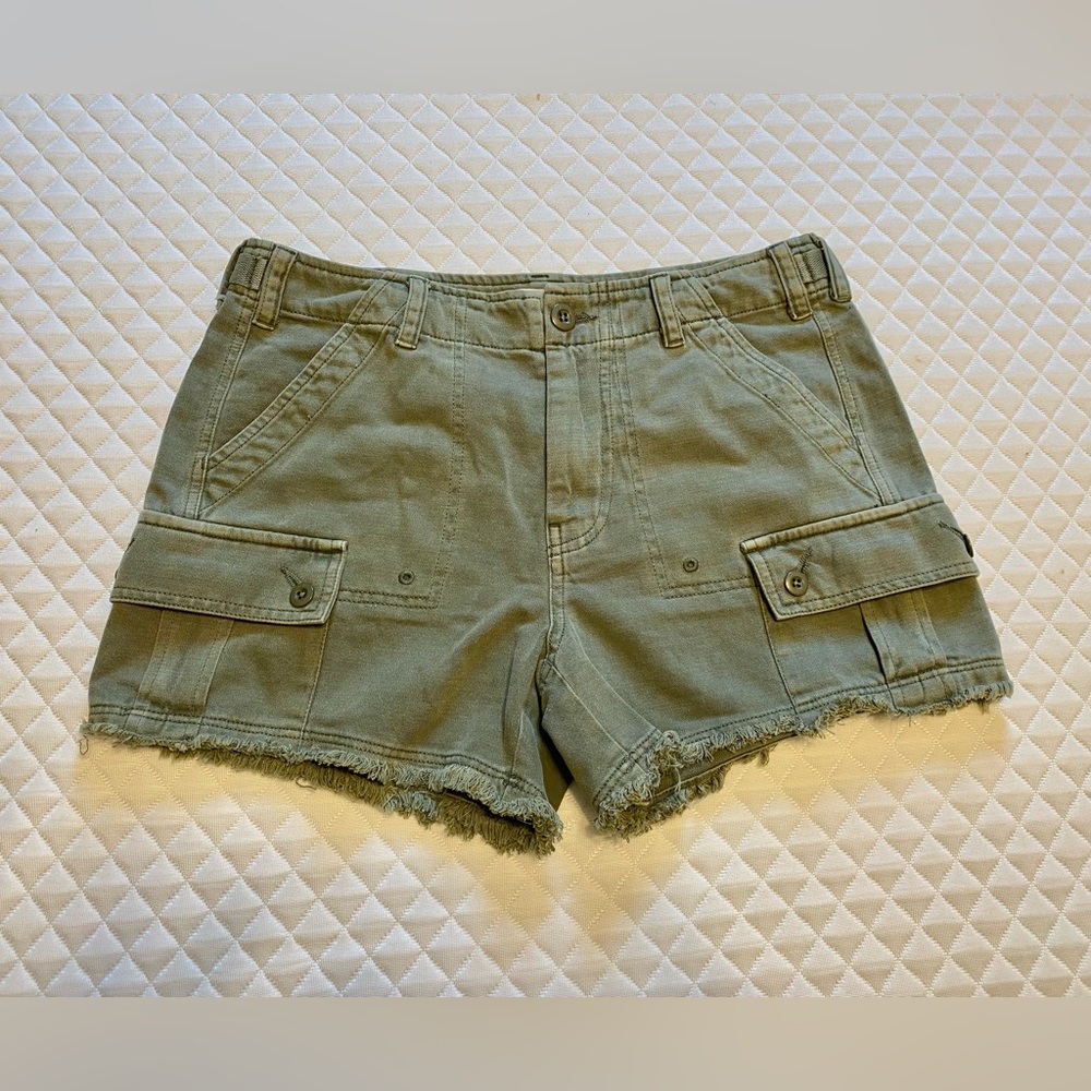 Denim shorts army green waist size 26 , frayed hem jeans, frayed jeans shorts